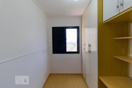 Quarto 01 de apartamento para alugar com 3 quartos, 75m² em Chácara Primavera, Campinas