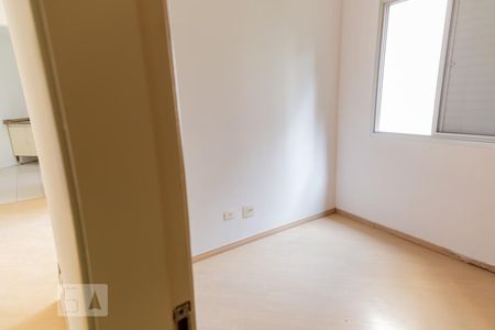 Quarto 1 de apartamento para alugar com 2 quartos, 55m² em Vila Indiana, São Paulo