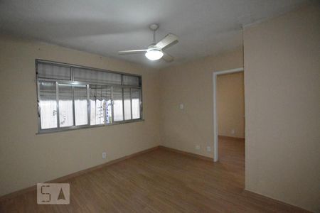 Sala de apartamento para alugar com 2 quartos, 55m² em Irajá, Rio de Janeiro