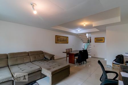 Sala  de casa à venda com 3 quartos, 200m² em Vila Brasilio Machado, São Paulo