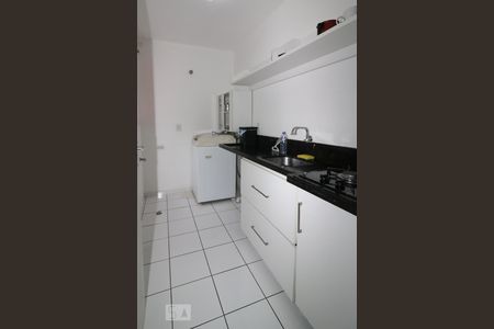 Cozinha de kitnet/studio à venda com 1 quarto, 28m² em Auxiliadora, Porto Alegre