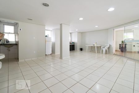 Apartamento para alugar com 56m², 2 quartos e 1 vaga Apartamento para alugar com 56m², 2 quartos e 1 vagaSalao de Festa
