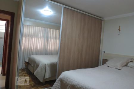 Quarto 1 de apartamento para alugar com 2 quartos, 70m² em Partenon, Porto Alegre