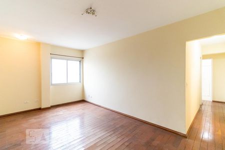 Apartamento à venda com 70m², 2 quartos e 1 vagaSala