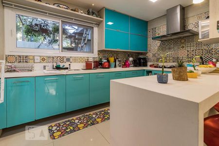 Cozinha de casa de condomínio à venda com 4 quartos, 320m² em Ipanema, Porto Alegre