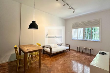 Sala de apartamento para alugar com 2 quartos, 90m² em Copacabana, Rio de Janeiro