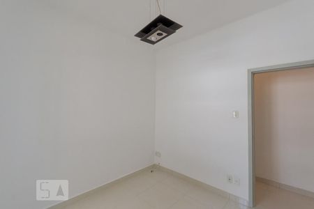 Quarto 1 de apartamento à venda com 2 quartos, 70m² em Tijuca, Rio de Janeiro