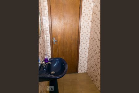 Lavabo de casa à venda com 4 quartos, 350m² em Vila Gustavo, São Paulo