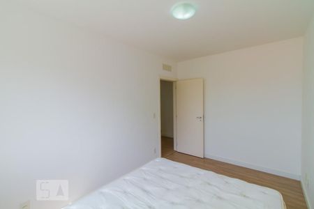 Quarto 1 de apartamento para alugar com 2 quartos, 83m² em Barreiros, São José