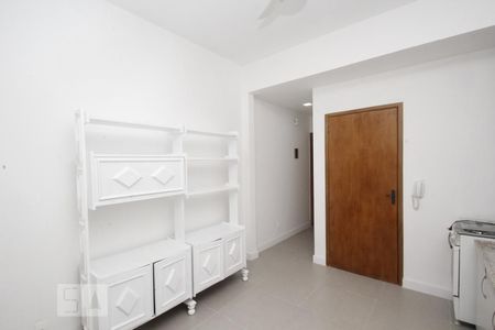 Apartamento à venda com 50m², 1 quarto e sem vagaSala/Cozinha