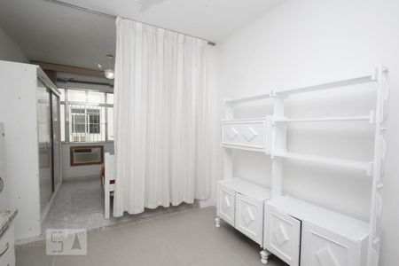 Apartamento à venda com 50m², 1 quarto e sem vagaSala/Cozinha