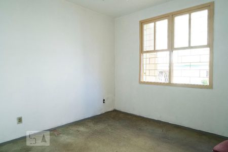 Quarto 1 de apartamento para alugar com 3 quartos, 80m² em Cristal, Porto Alegre