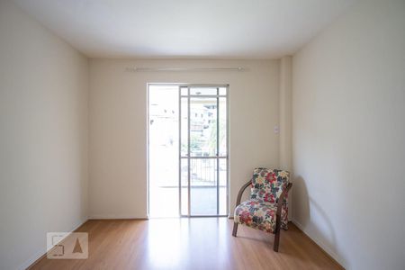 Sala de apartamento para alugar com 3 quartos, 70m² em Pechincha, Rio de Janeiro