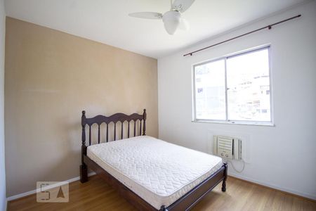 Quarto 1 de apartamento para alugar com 3 quartos, 70m² em Pechincha, Rio de Janeiro