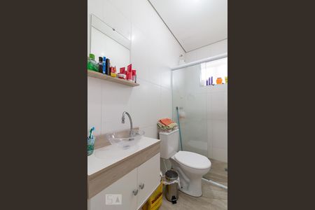 Banheiro de apartamento para alugar com 1 quarto, 55m² em Parque Continental Ii, Guarulhos