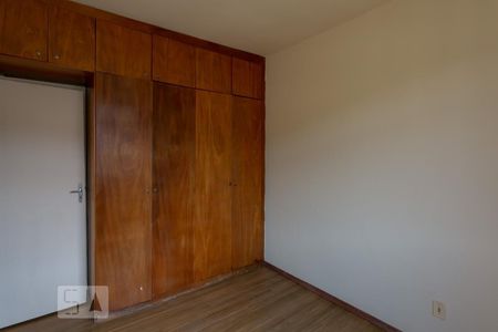 Quarto 2 de apartamento para alugar com 2 quartos, 70m² em Serra, Belo Horizonte