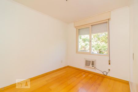 Quarto de apartamento para alugar com 1 quarto, 39m² em Santo Antônio, Porto Alegre