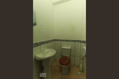 Lavabo 2 de casa à venda com 3 quartos, 170m² em Partenon, Porto Alegre