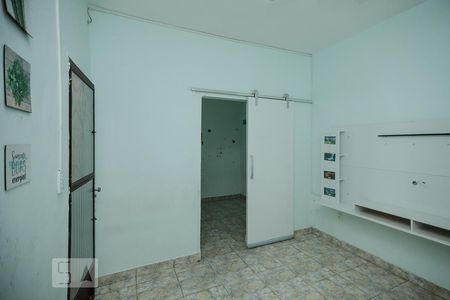 Sala de casa para alugar com 1 quarto, 40m² em Piedade, Rio de Janeiro