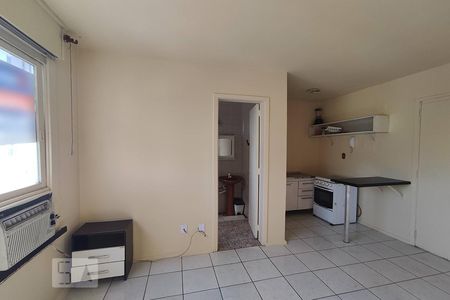 Sala e Quarto de apartamento à venda com 1 quarto, 30m² em Centro, São Leopoldo