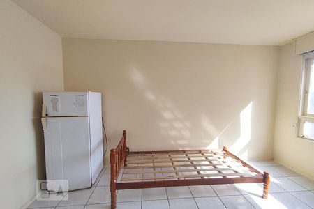 Sala e Quarto de apartamento à venda com 1 quarto, 30m² em Centro, São Leopoldo