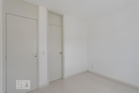 Suíte de apartamento à venda com 3 quartos, 70m² em Humaitá, Porto Alegre