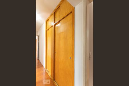 Corredor de apartamento para alugar com 3 quartos, 110m² em Vila Leopoldina, São Paulo