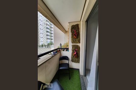 Varanda de apartamento à venda com 3 quartos, 75m² em Jardim da Gloria, São Paulo