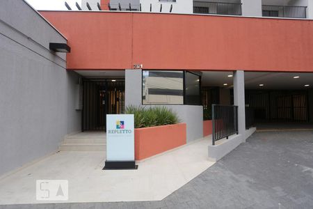 Apartamento à venda com 32m², 1 quarto e 1 vaga Apartamento à venda com 32m², 1 quarto e 1 vagaFachada