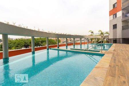Apartamento à venda com 32m², 1 quarto e 1 vaga Apartamento à venda com 32m², 1 quarto e 1 vagaÁrea comum - Piscina