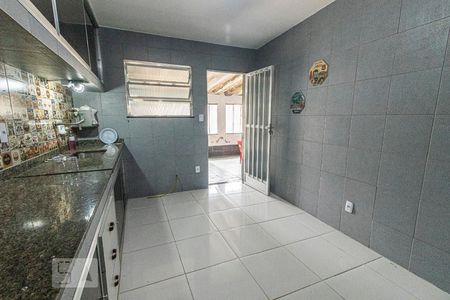 Cozinha de casa à venda com 3 quartos, 300m² em Irajá, Rio de Janeiro