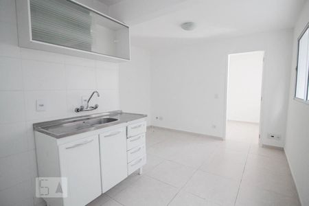 cozinha de apartamento para alugar com 1 quarto, 36m² em Vila Siqueira (zona Norte), São Paulo