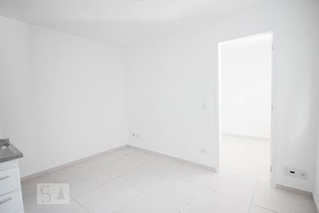 cozinha de apartamento para alugar com 1 quarto, 36m² em Vila Siqueira (zona Norte), São Paulo