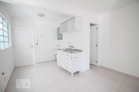 cozinha de apartamento para alugar com 1 quarto, 36m² em Vila Siqueira (zona Norte), São Paulo