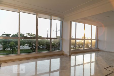 Sala de apartamento para alugar com 4 quartos, 240m² em Aparecida, Santos