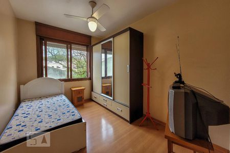 Quarto de apartamento para alugar com 2 quartos, 80m² em Medianeira, Porto Alegre