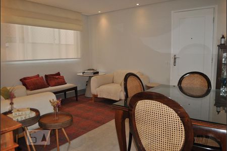 Sala de apartamento para alugar com 3 quartos, 70m² em Campo Belo, São Paulo