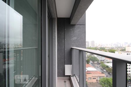 Varanda  de kitnet/studio à venda com 1 quarto, 26m² em Indianópolis, São Paulo