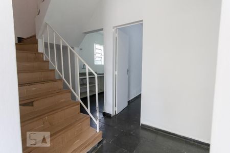 Corredor de casa de condomínio para alugar com 3 quartos, 143m² em Santa Amélia, Belo Horizonte