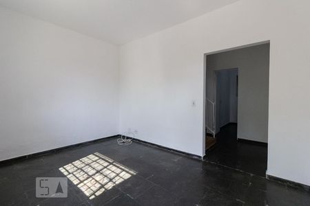 Sala de casa de condomínio para alugar com 3 quartos, 143m² em Santa Amélia, Belo Horizonte