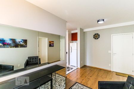 Sala de apartamento para alugar com 1 quarto, 50m² em Campo Belo, São Paulo