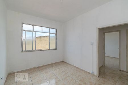 Sala de apartamento à venda com 2 quartos, 60m² em Olaria, Rio de Janeiro