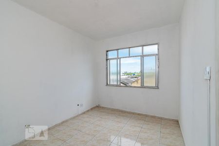 Sala de apartamento à venda com 2 quartos, 60m² em Olaria, Rio de Janeiro