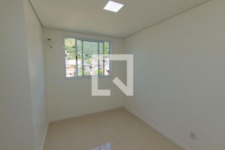 Quarto 1 de apartamento à venda com 2 quartos, 46m² em Protásio Alves, Porto Alegre