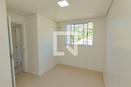 Quarto 1 de apartamento à venda com 2 quartos, 46m² em Protásio Alves, Porto Alegre