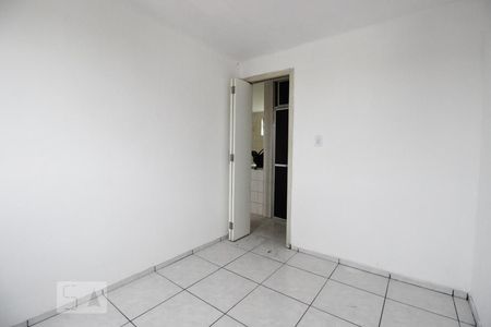 Quarto 2 de apartamento para alugar com 2 quartos, 63m² em Conjunto Residencial José Bonifácio, São Paulo