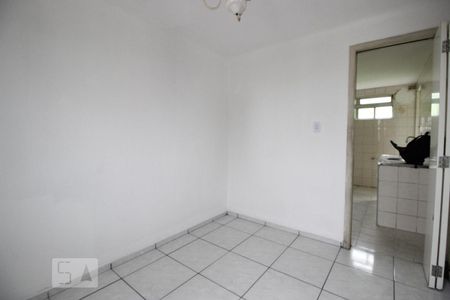 Quarto 1 de apartamento para alugar com 2 quartos, 63m² em Conjunto Residencial José Bonifácio, São Paulo