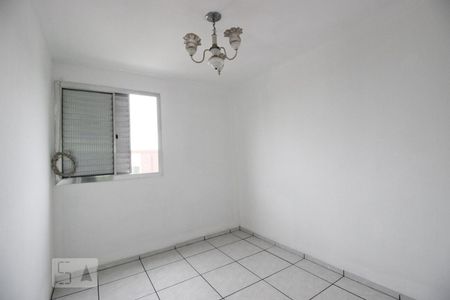 Quarto 1 de apartamento para alugar com 2 quartos, 63m² em Conjunto Residencial José Bonifácio, São Paulo