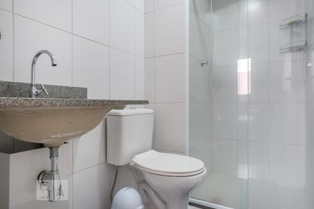 Banheiro de apartamento para alugar com 1 quarto, 33m² em Jardim Brasília (zona Norte), São Paulo