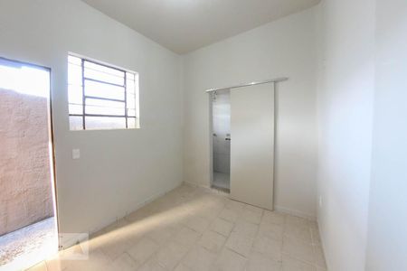 Quarto Suíte 1 de kitnet/studio para alugar com 2 quartos, 60m² em Bonfim, Belo Horizonte
